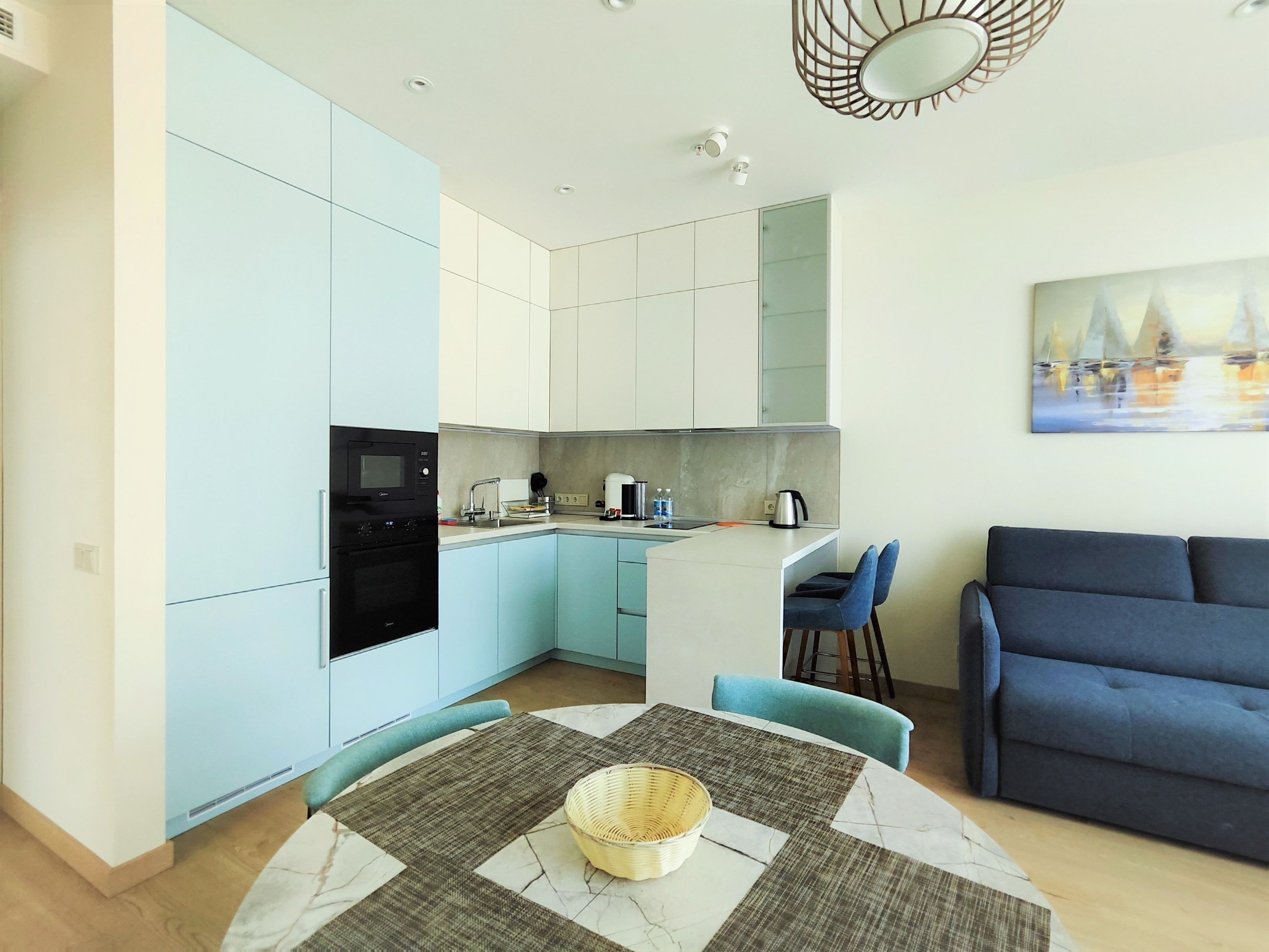 Deluxe Room, two-room apartment (6th floor)